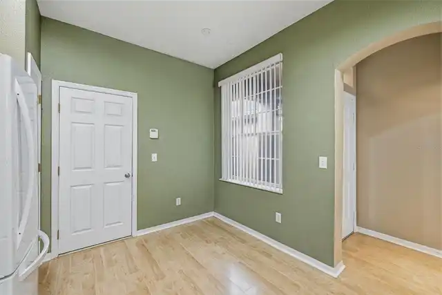 Listing Photo 10
