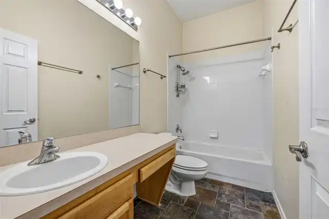 Listing Photo 20