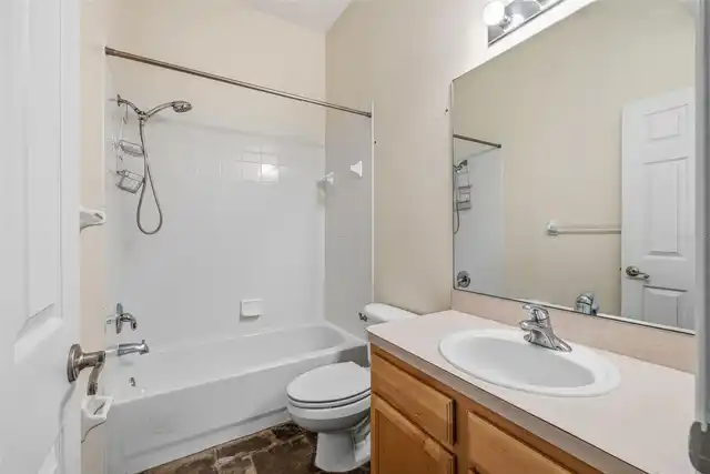 Listing Photo 23