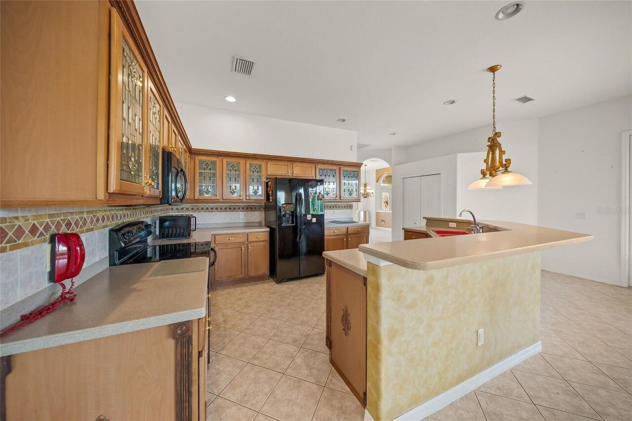 Listing Photo 11