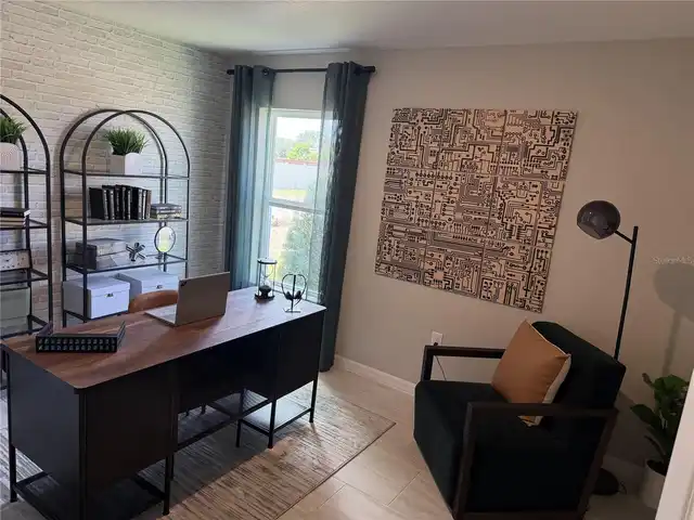 Listing Photo 8