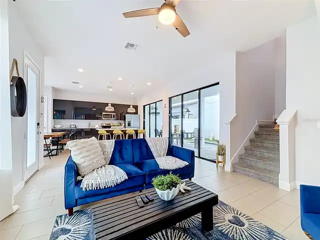Listing Photo 9