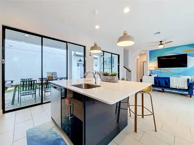 Listing Photo 17