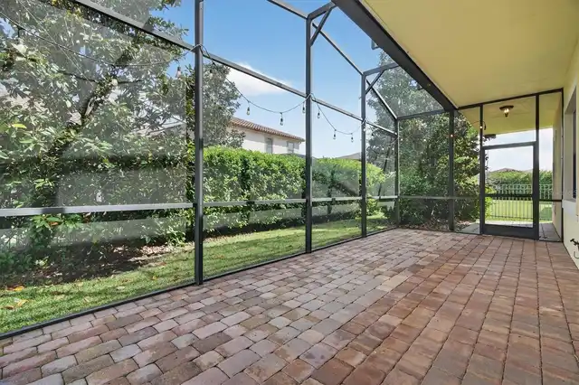 Listing Photo 34