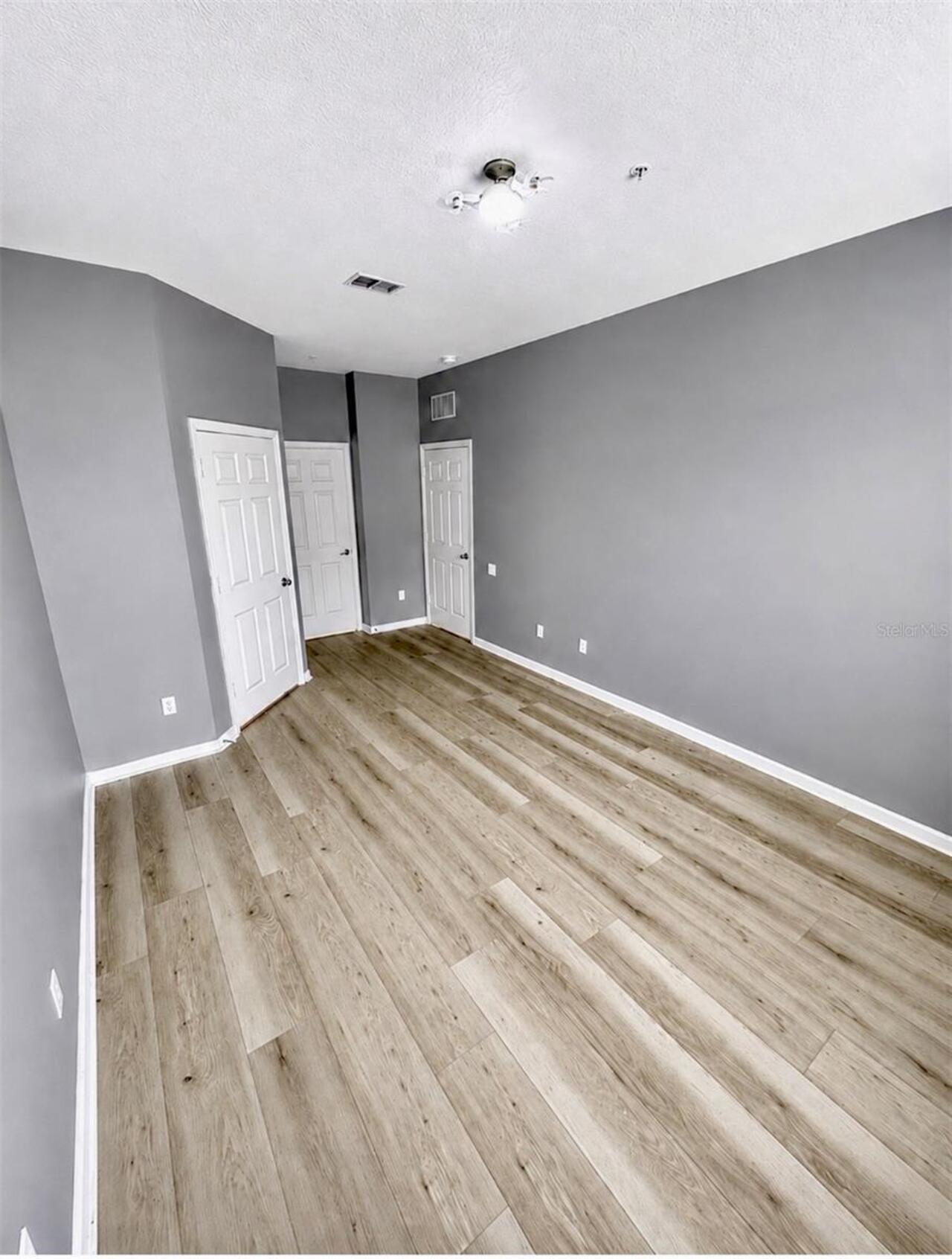 Listing Photo 20