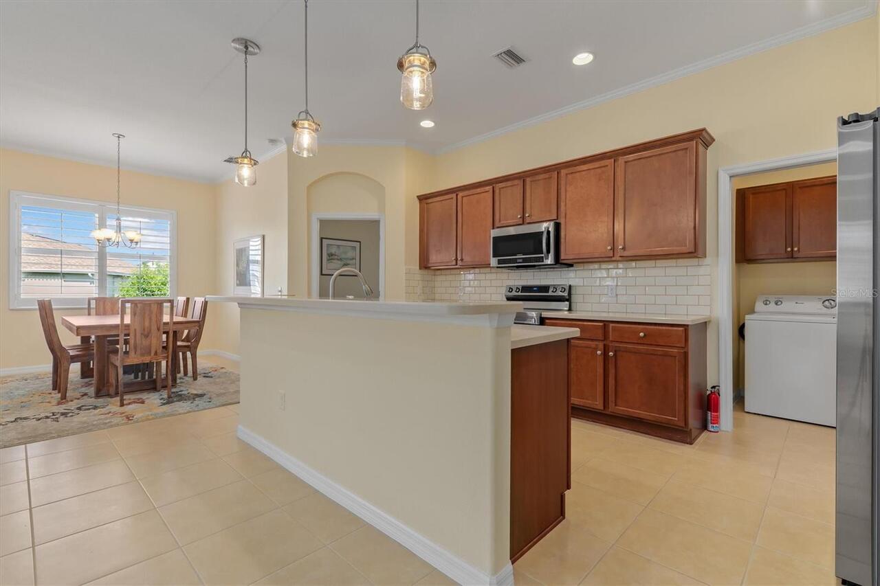 Listing Photo 9