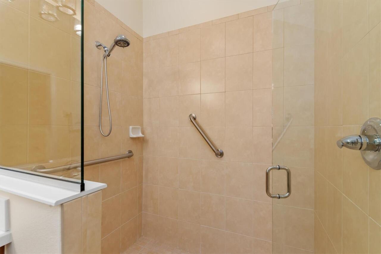 Listing Photo 20