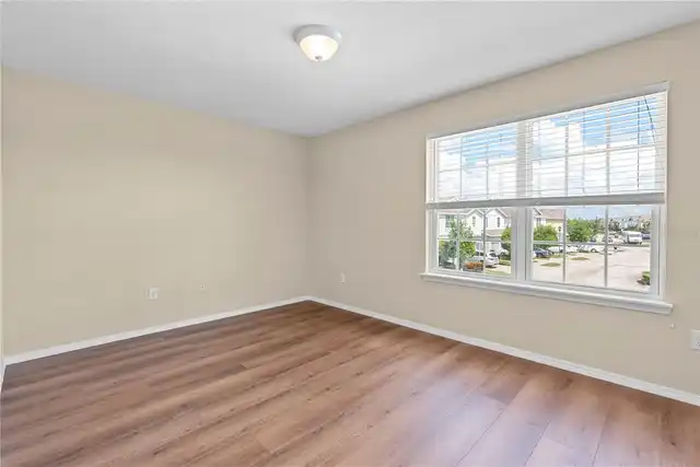 Listing Photo 35