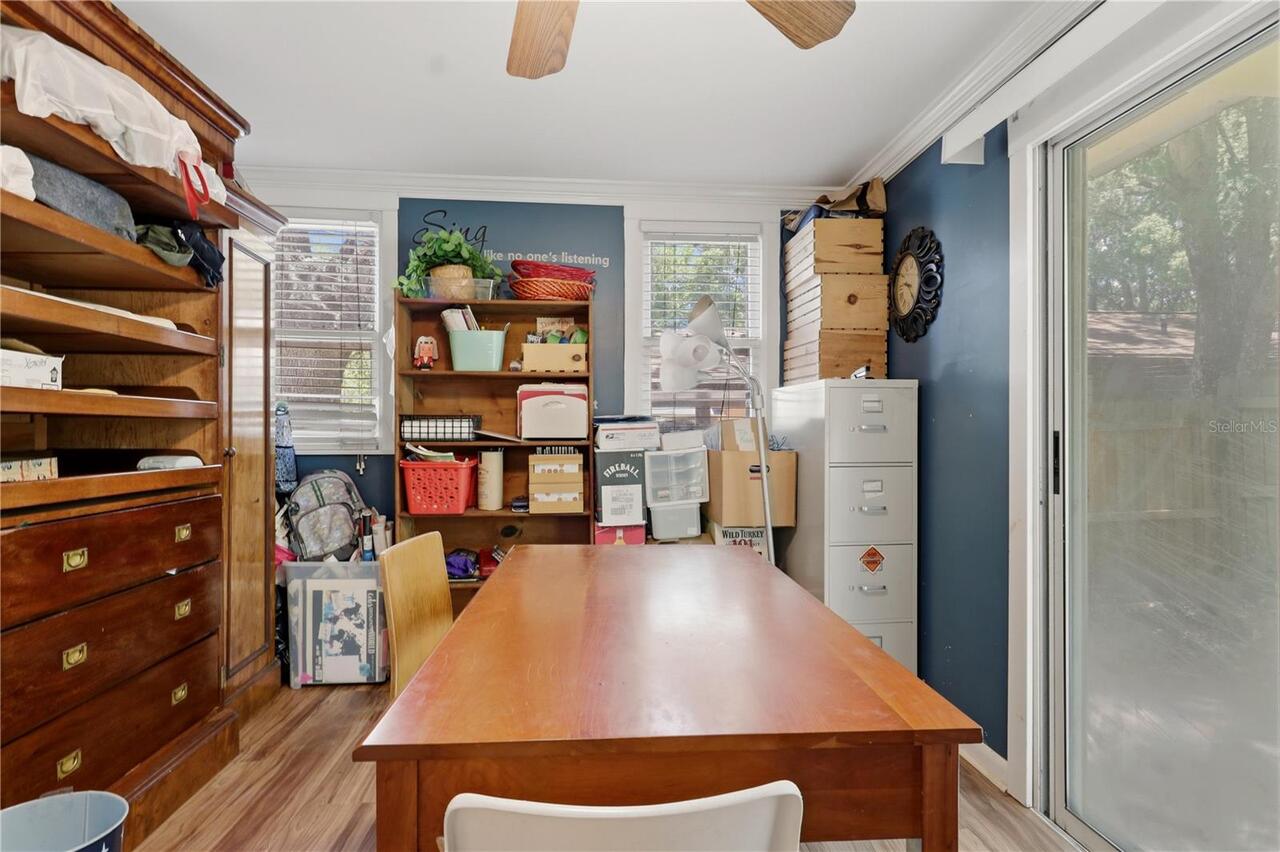 Listing Photo 12