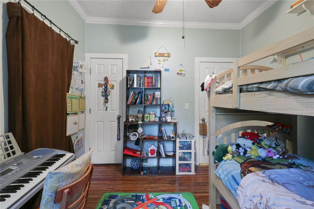 Listing Photo 17