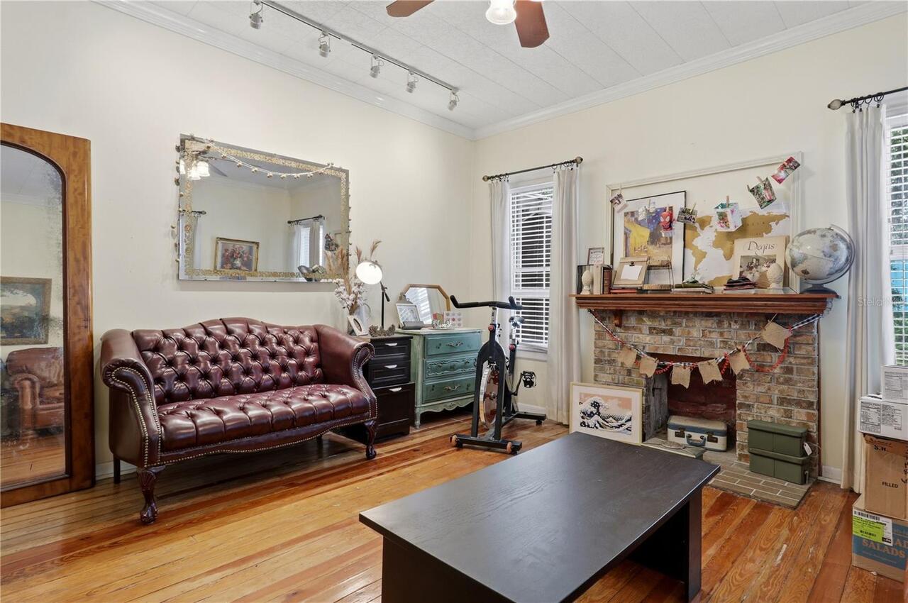 Listing Photo 18