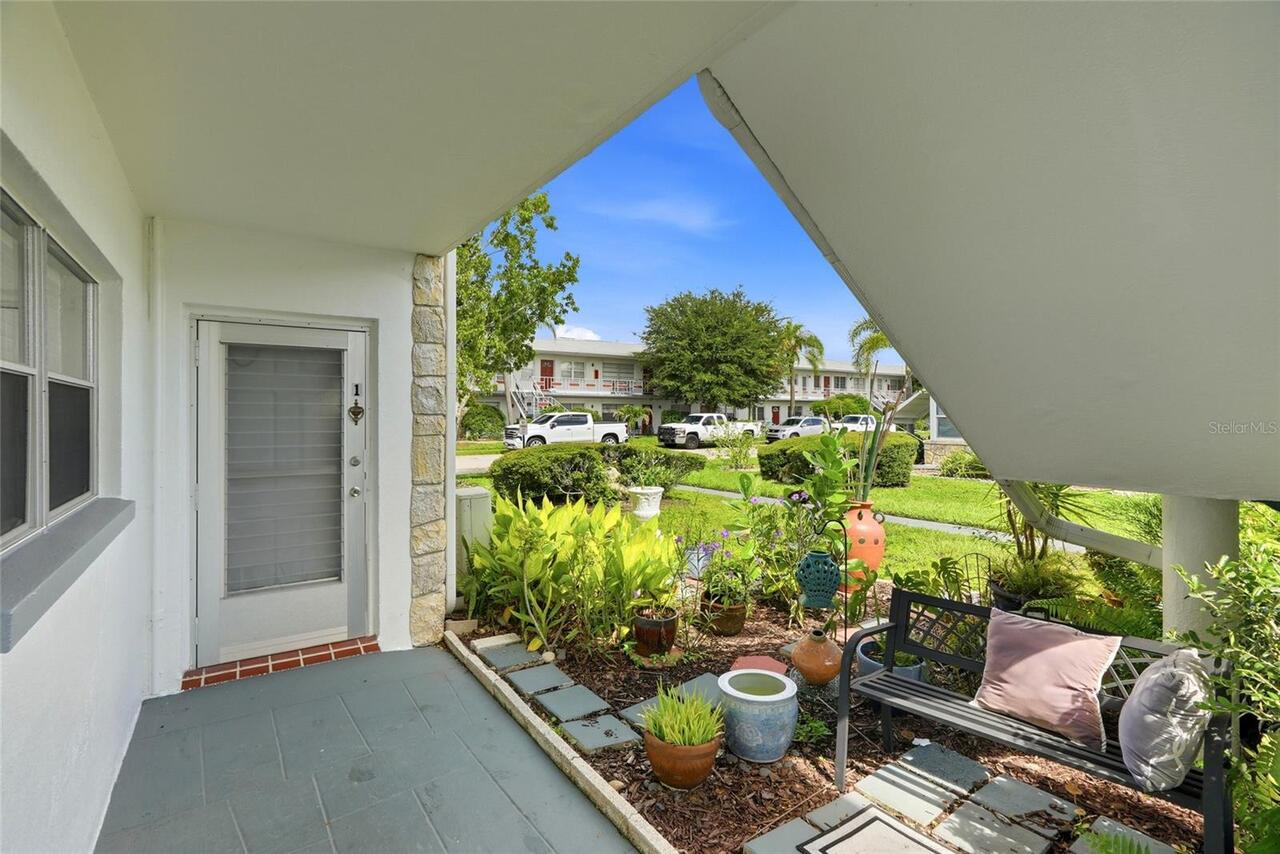 Listing Photo 8