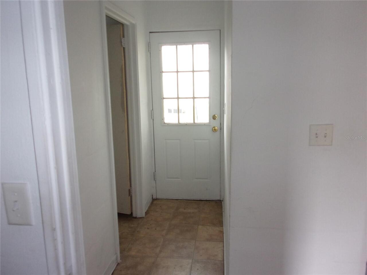Listing Photo 12