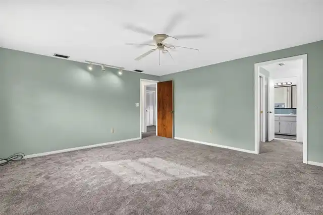 Listing Photo 29