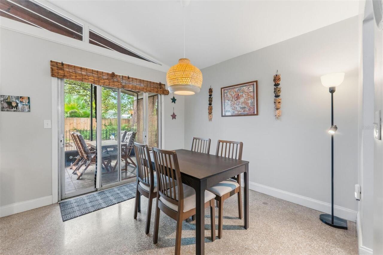 Listing Photo 8