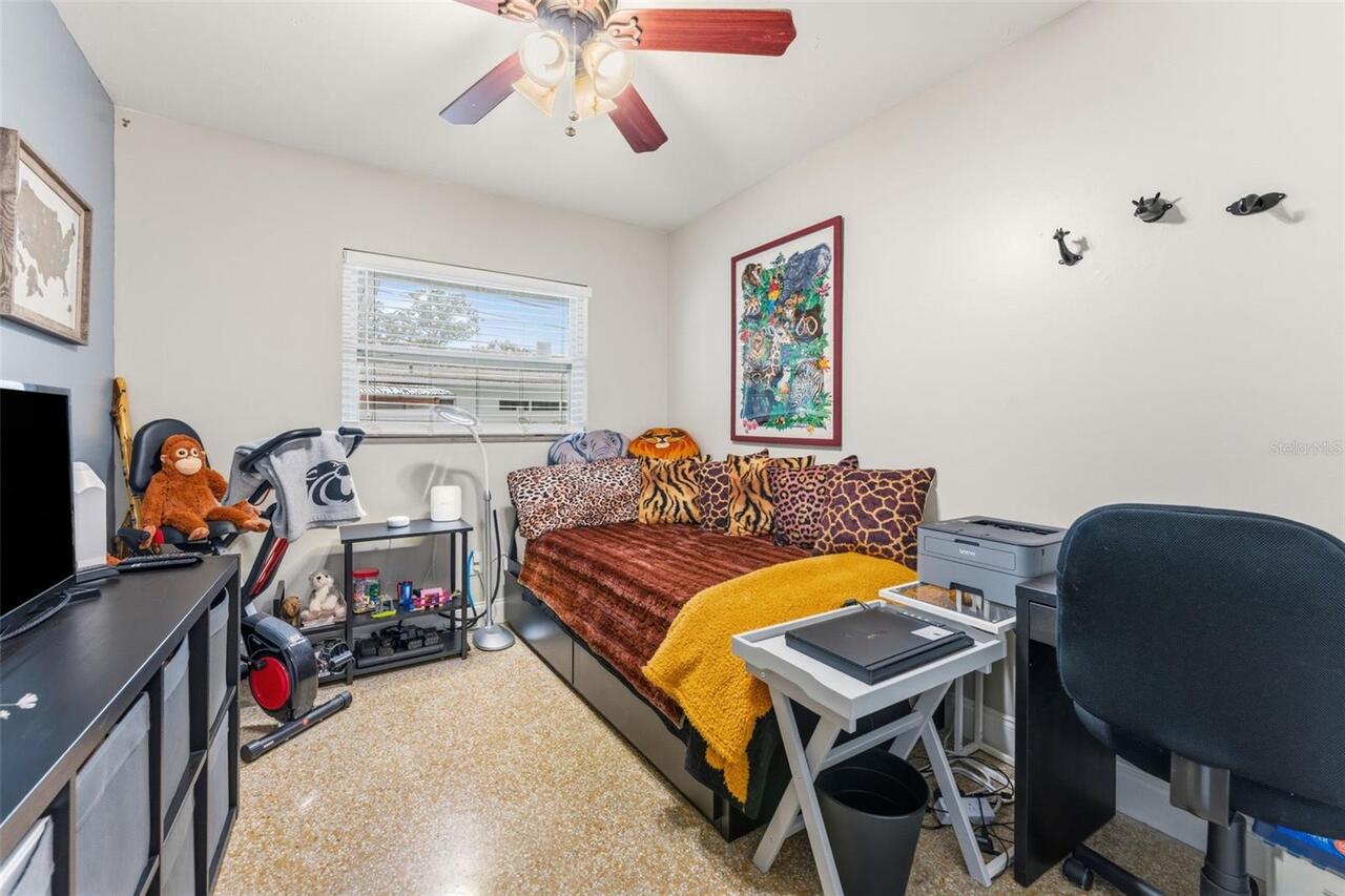 Listing Photo 17