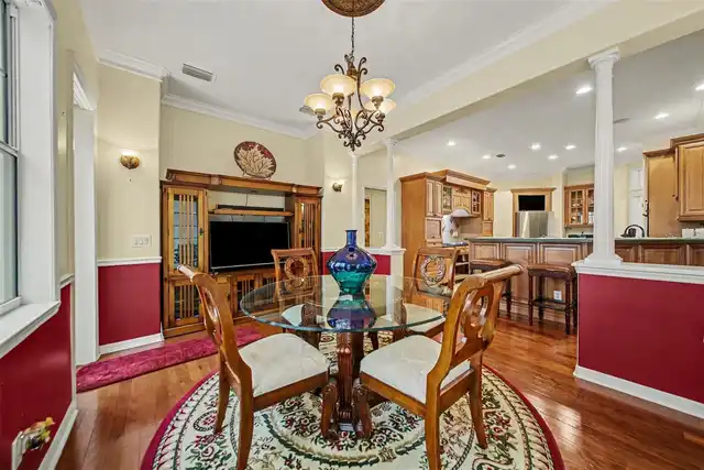 Listing Photo 13
