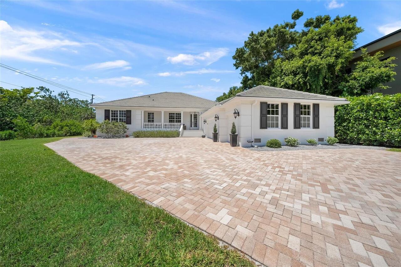 Listing Photo 10
