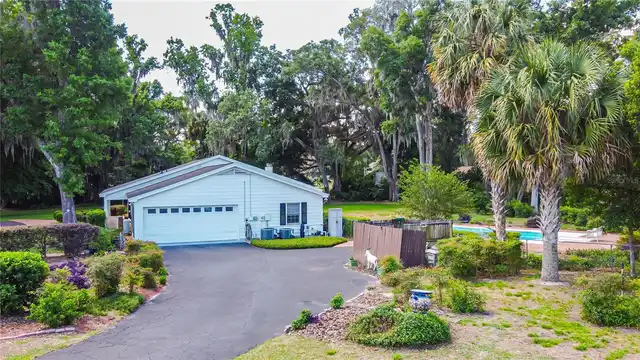 Listing Photo 7