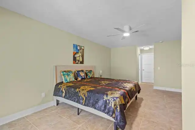 Listing Photo 34