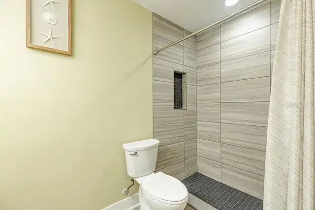 Listing Photo 38