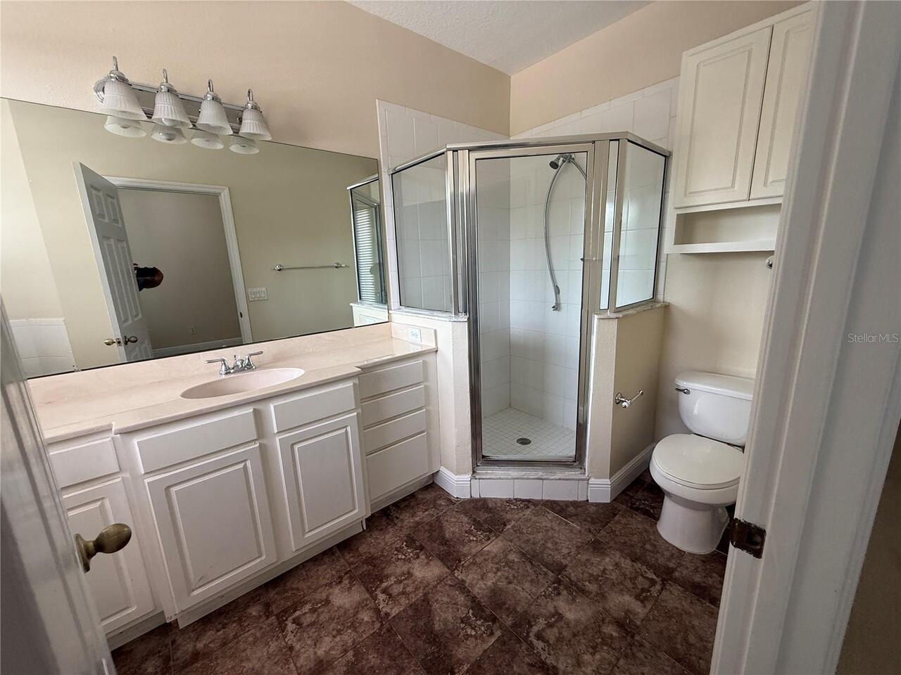 Listing Photo 8
