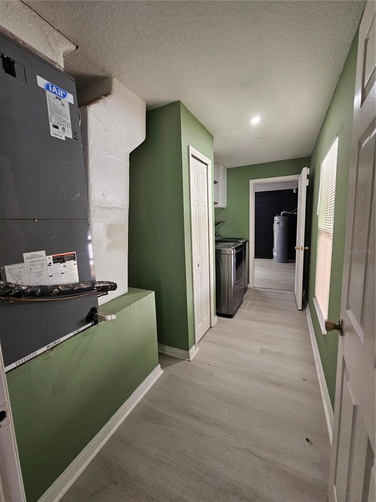 Listing Photo 8