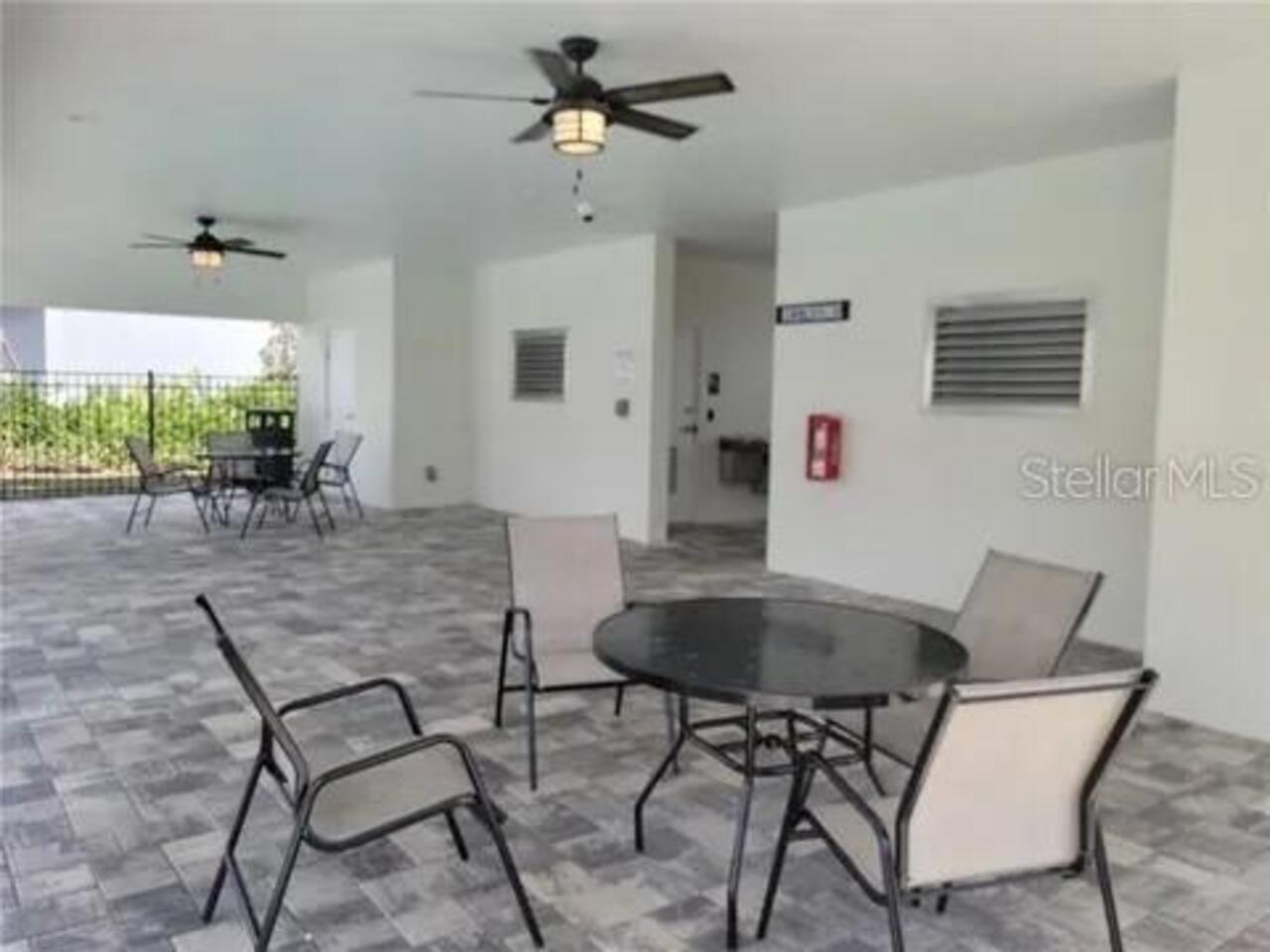 Listing Photo 14
