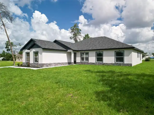 Listing Photo 7