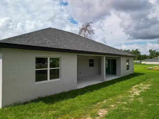 Listing Photo 8