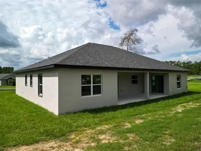 Listing Photo 9