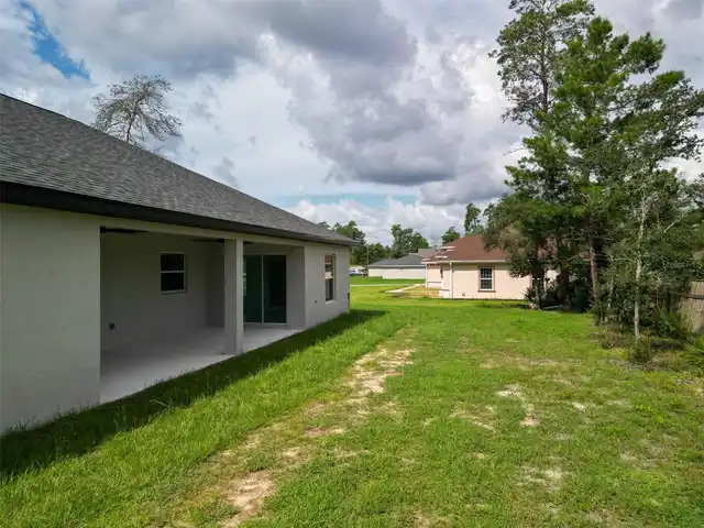 Listing Photo 10