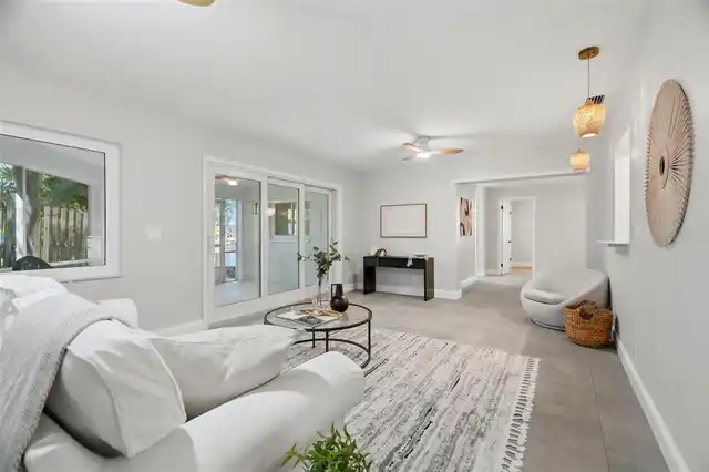 Listing Photo 14