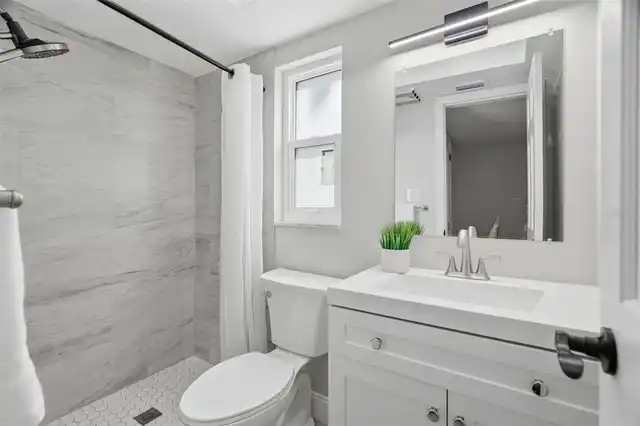 Listing Photo 23