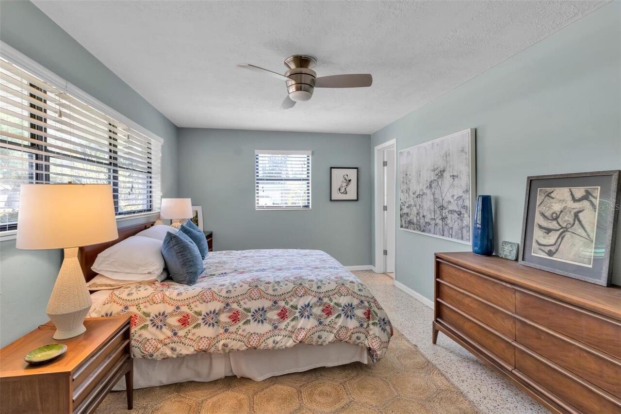 Listing Photo 17
