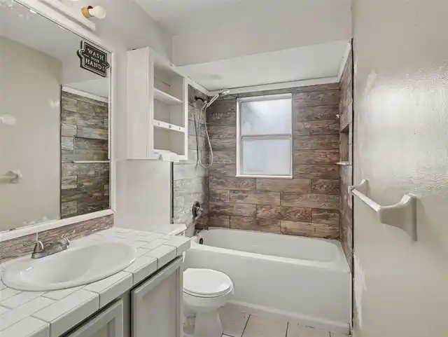 Listing Photo 22