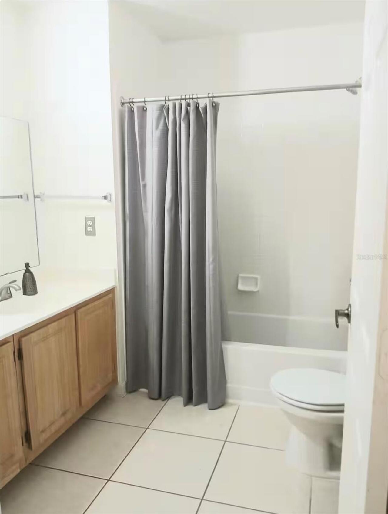 Listing Photo 10