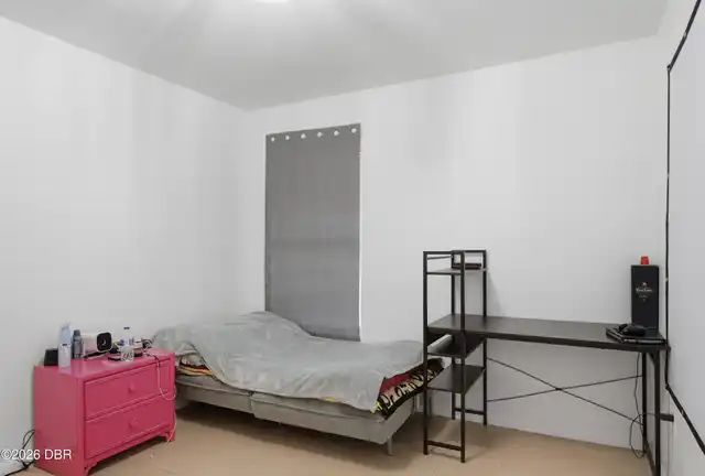 Listing Photo 14
