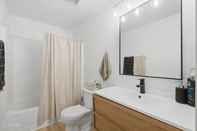 Listing Photo 15