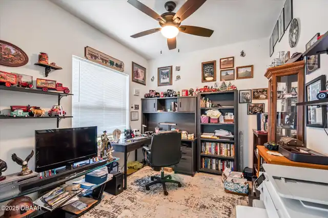 Listing Photo 6