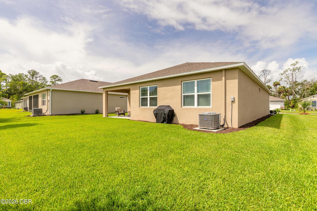 Listing Photo 11