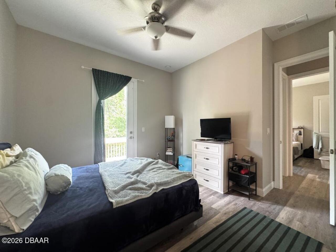 Listing Photo 16