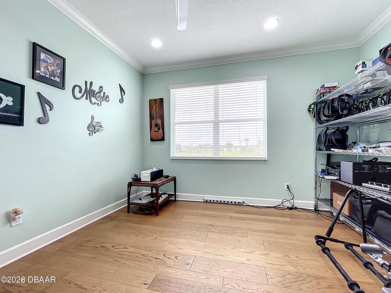 Listing Photo 23