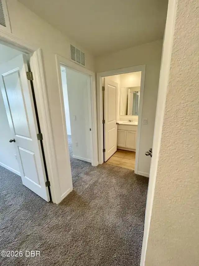 Listing Photo 38