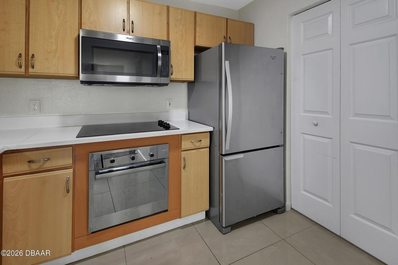 Listing Photo 10
