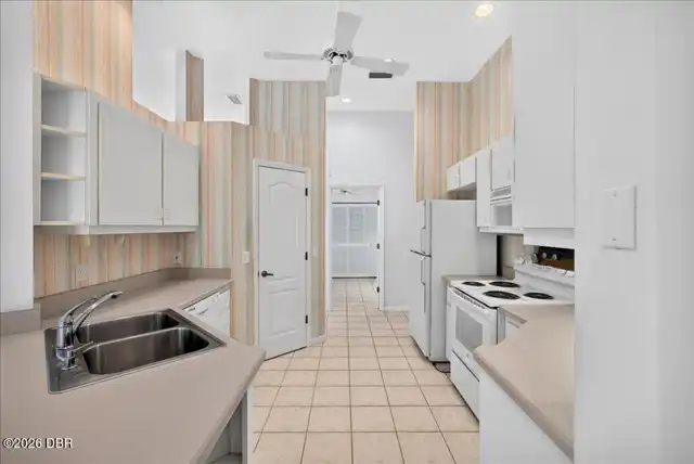 Listing Photo 8