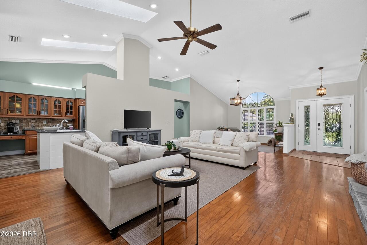 Listing Photo 19