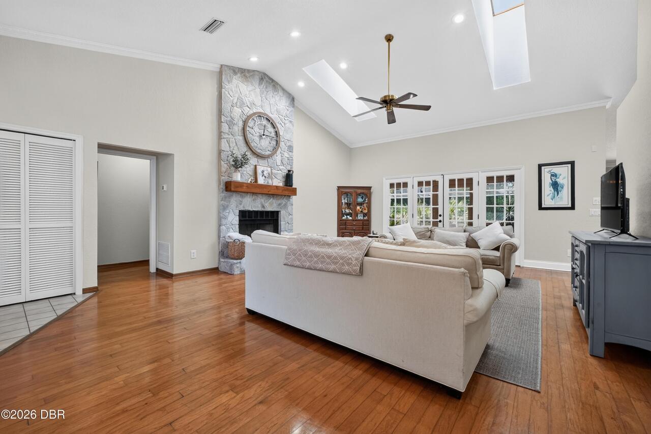 Listing Photo 21