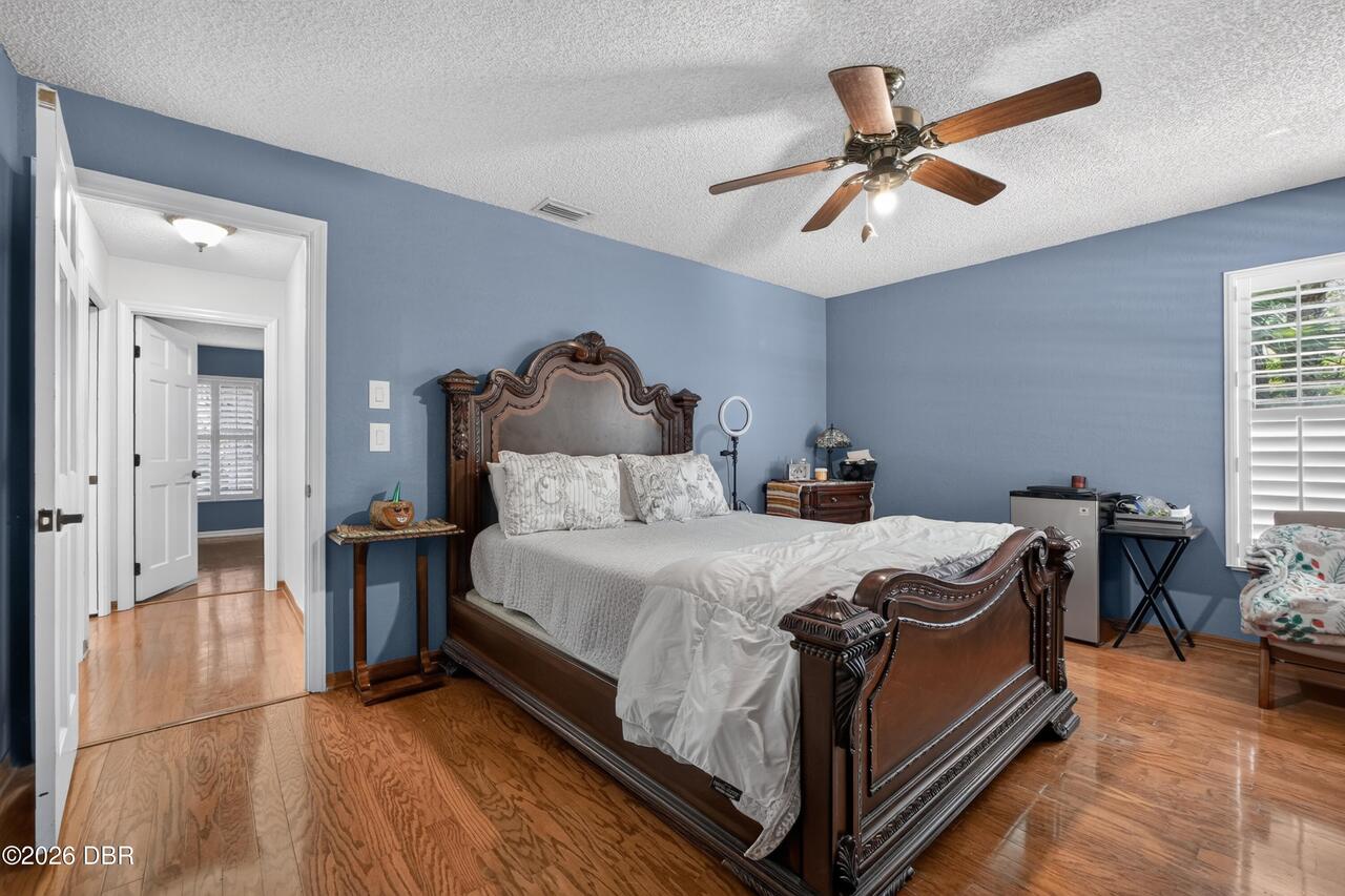 Listing Photo 33