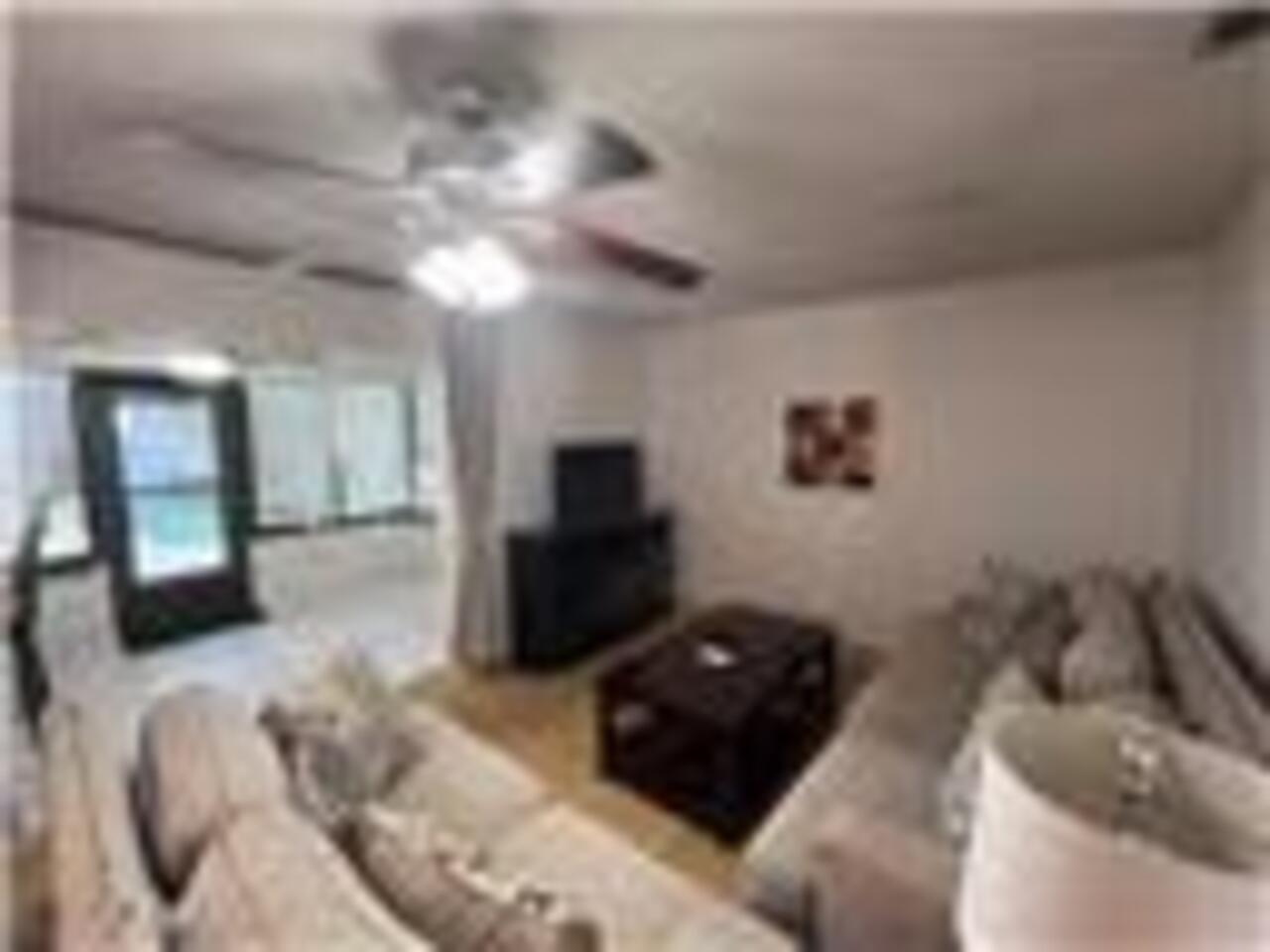Listing Photo 7
